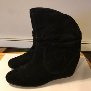 White Mountain hidden wedge booties